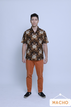 Load image into Gallery viewer, Furedi x Dawn &quot;DUA&quot; Magnetic Batik T-shirt (Slim-Fit)
